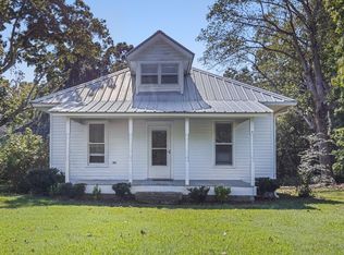 3 Albert Fentress Rd, Greenbrier, TN 37073