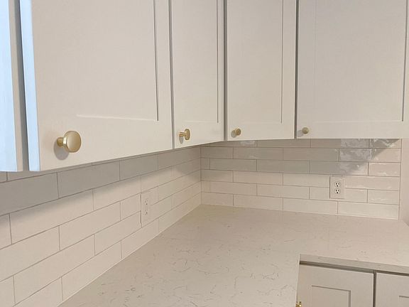 5th image of 4406 Santa Barbara Dr