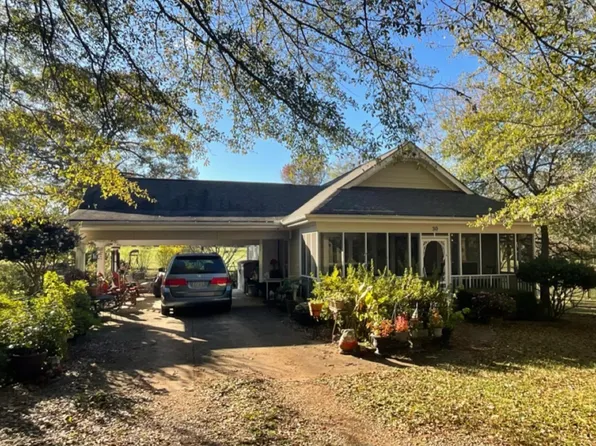 30 G W Bray Rd, Winterville, GA 30683