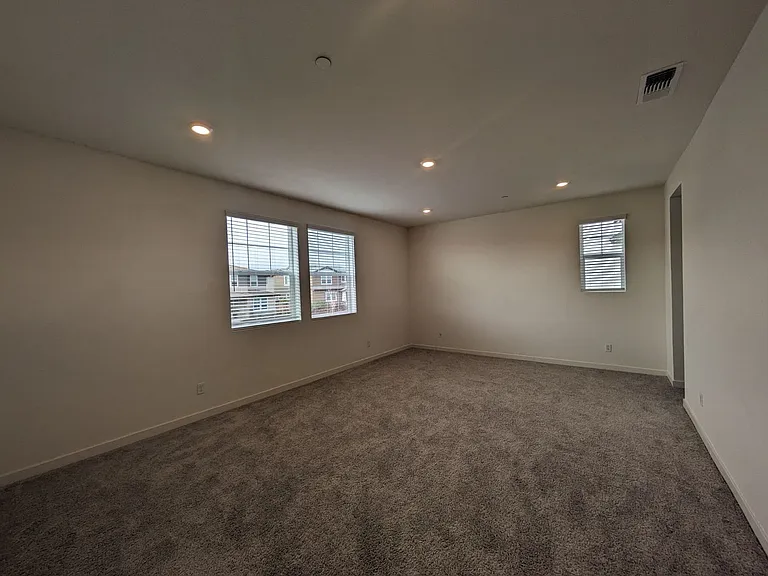 2468 Lake Club Dr — Photo 37