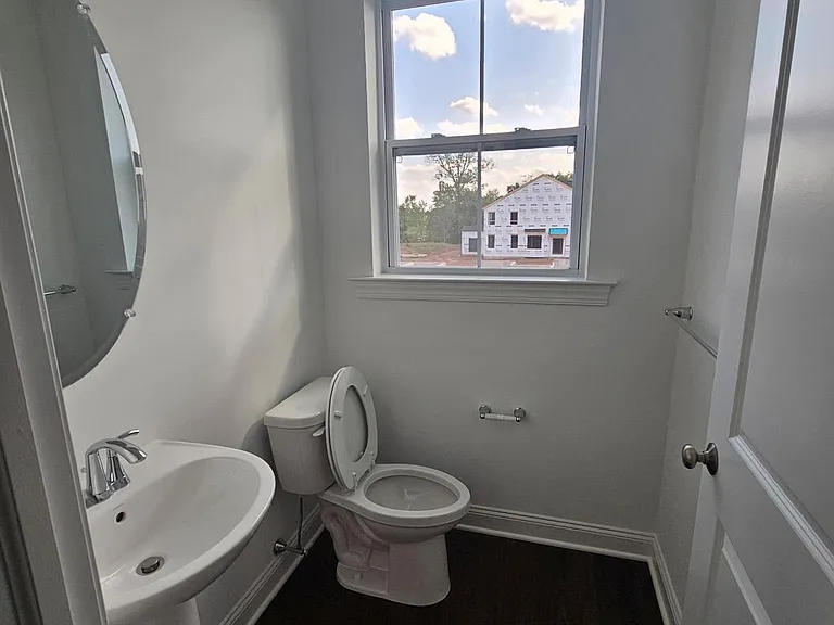 4 Turf Ct — Photo 11