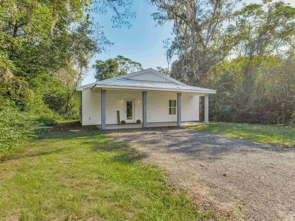 4508 Limit St, Milton, FL 32583