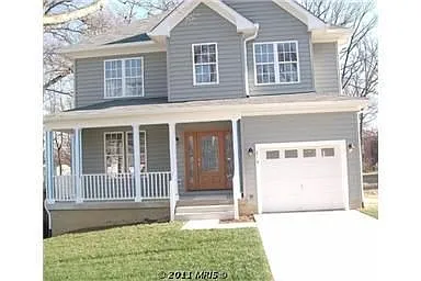219 Frederick Ave photo 1