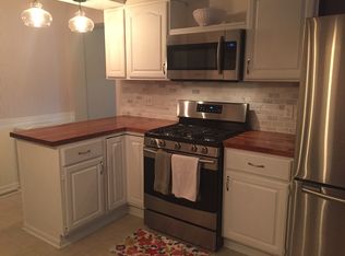 29 W Division St NE, Rockford, MI