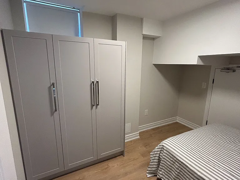 25 Roma Dr #BASEMENT — Photo 17
