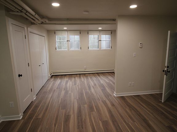 3rd image of 209 N Huron St #1