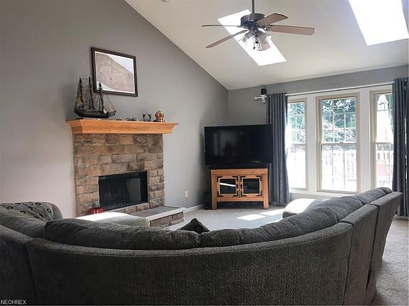 5th image of 1057 Hilbish Ave