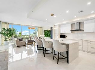 3 Water Club Way #401, North Palm Beach, FL 33408
