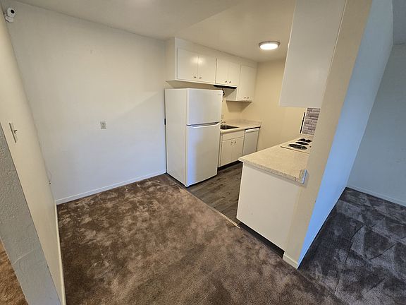 2nd image of 1234 El Camino Real APT 303
