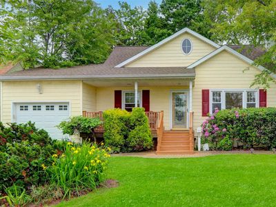690 Franklin Avenue, Massapequa, NY, 11758
