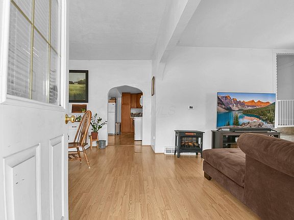 4th image of 3606 Park Ave W