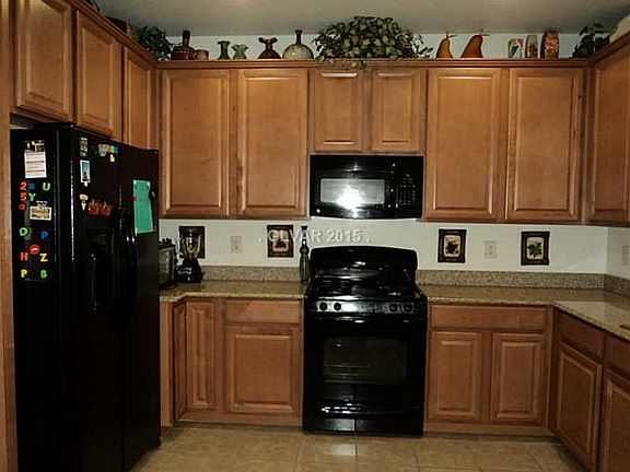 5th image of 7647 Jasmine Falls Dr