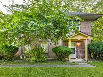 5549 N College Ave, Indianapolis, IN, 46220