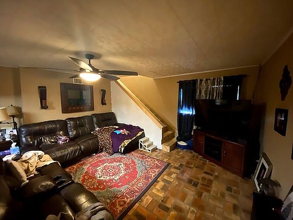 5th image of 2606 Pinewood Dr