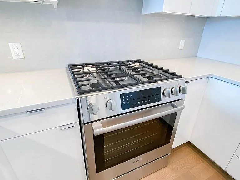 45 Lewis St #503 — Photo 10