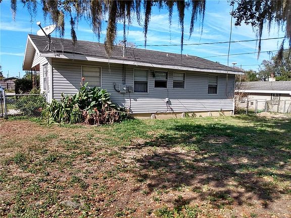 2nd image of 3024 Cedar St