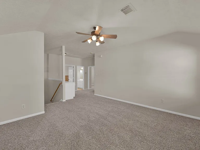 1443 Meadowhigh Ln — Photo 32