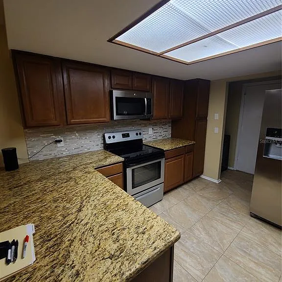 13701 Lazy Oak Dr — Photo 7