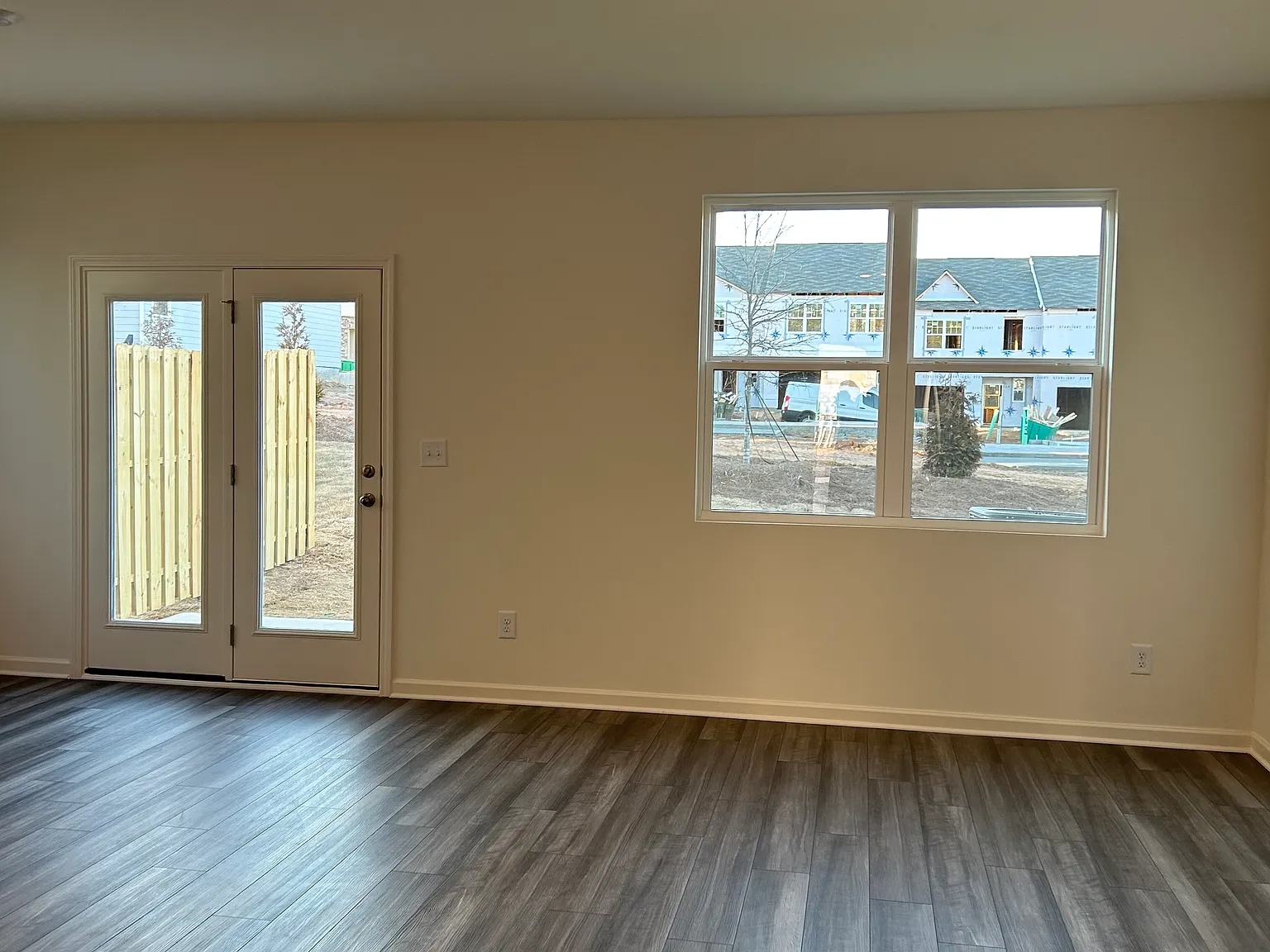 3 bed, 1421 sqft, $1,780 — Photo 4