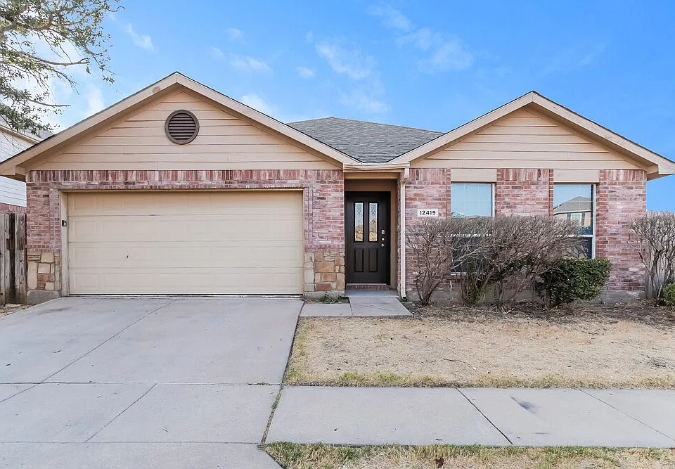 12419 Pinestraw Rd