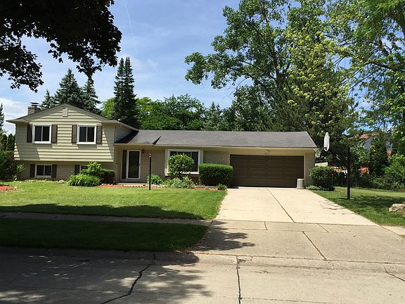 2nd image of 5211 Shrewsbury Dr