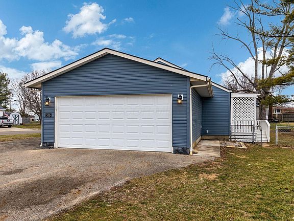 3rd image of 586 Mowrer Rd