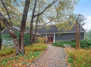 2122 Romence St NE, Grand Rapids, MI 49503