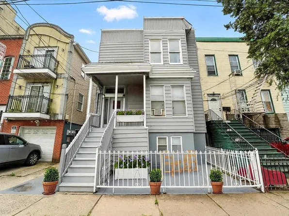 283 Griffith Street image 23 of 24