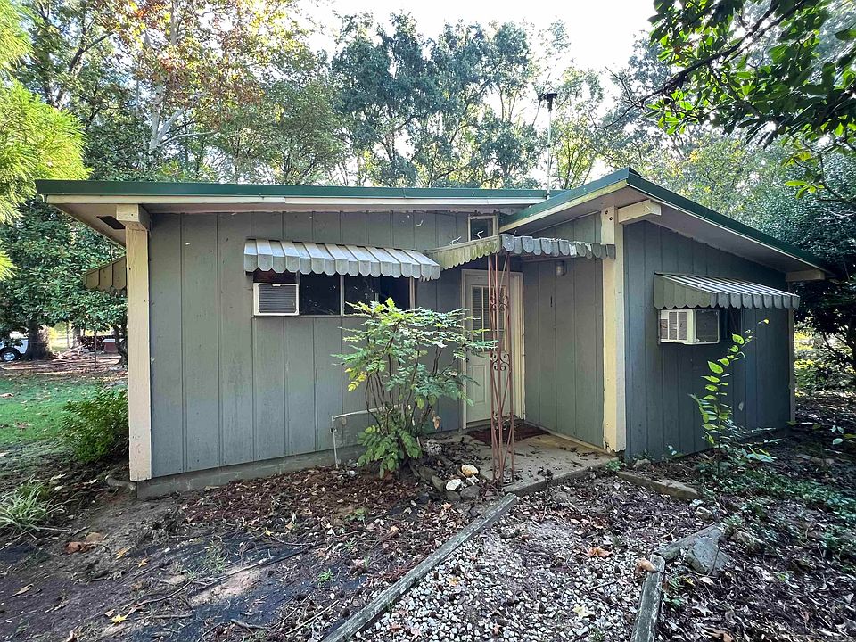 1st image of 22 Overcup Lake Rd