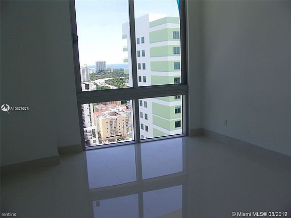 4th image of 1010 SW 2nd Ave Unit 2205