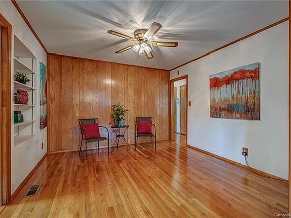 5th image of 1714 Fairfield Dr