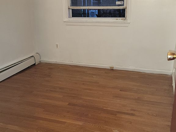 4th image of 1437 E 84th St #1