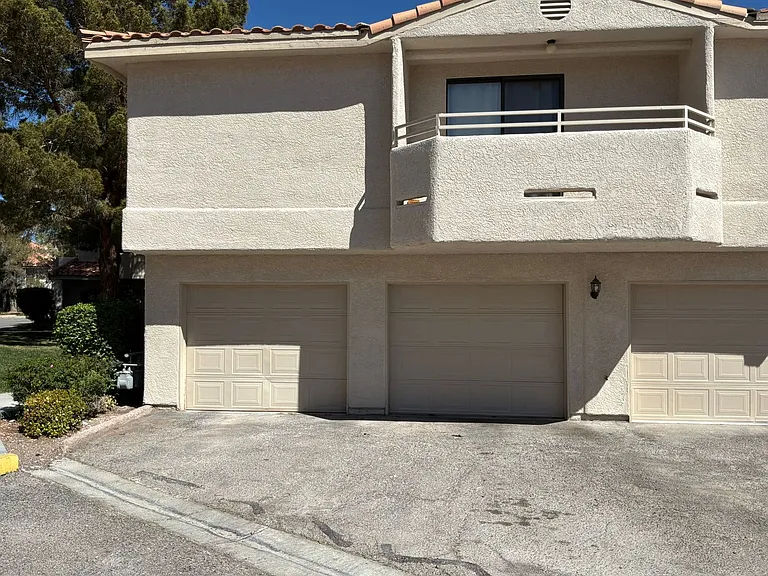 2635 S Durango Dr #201 — Photo 24