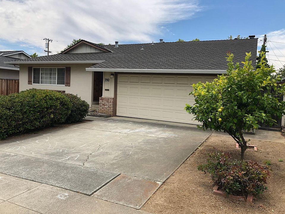 1st image of 792 Durshire Way