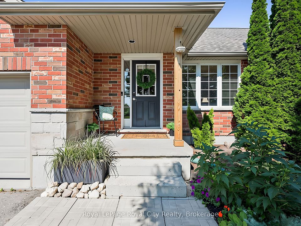 1st image of 105 Spencer Dr