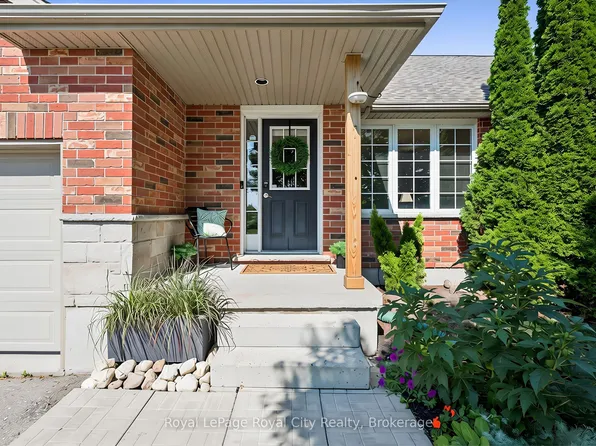 105 Spencer Dr, Centre Wellington, ON N0B 1S0