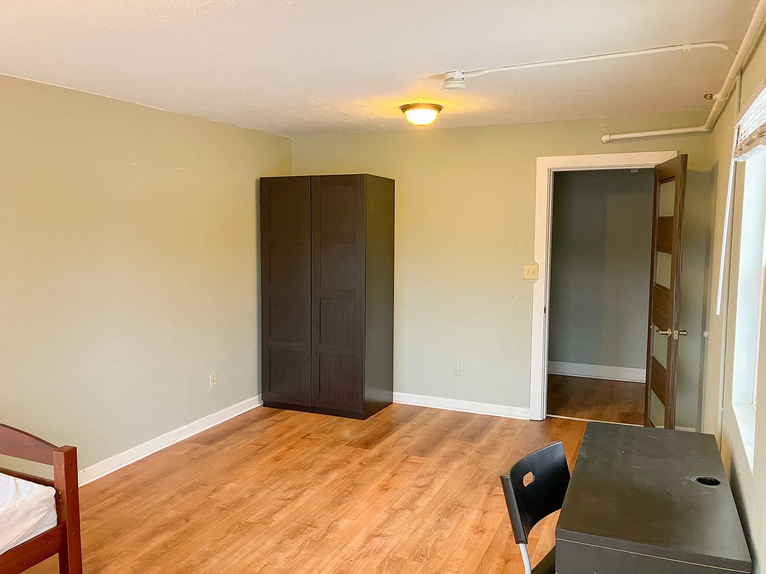 1 bed, 7138 sqft, $500 — Photo 4