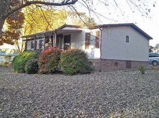 138 Orrs Camp Rd, Hendersonville, NC 28792