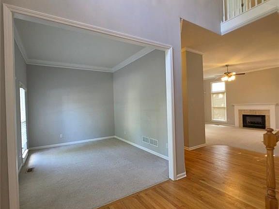 3rd image of 2324 Huntcrest Way