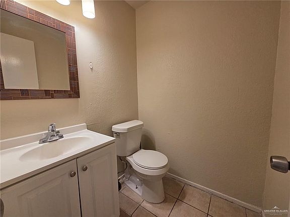 5th image of 3312 N 25 1/2 St