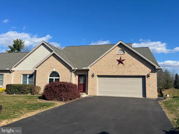 39 Truman St, Palmyra, PA 17078