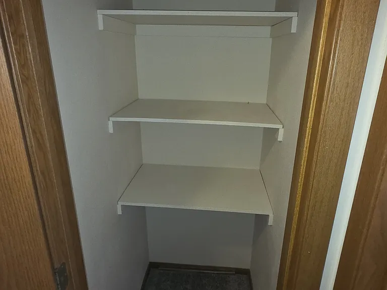 8 Fordem Ct — Photo 2