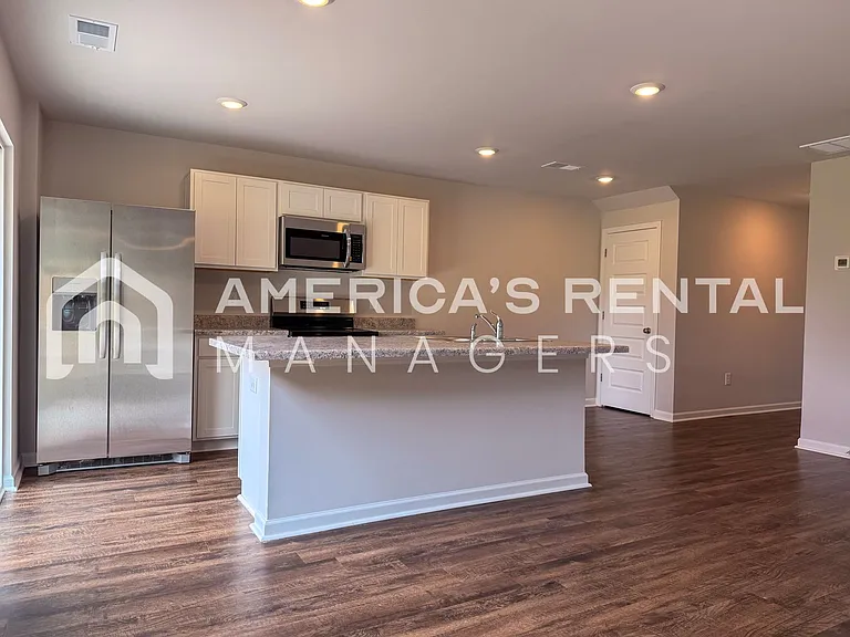 105 River Grass Dr — Photo 13