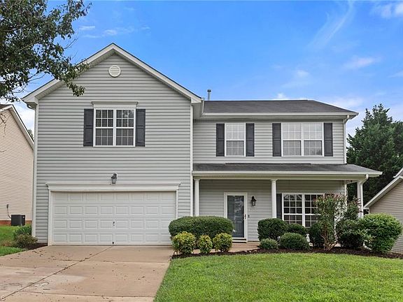 2nd image of 409 Sunland Dr