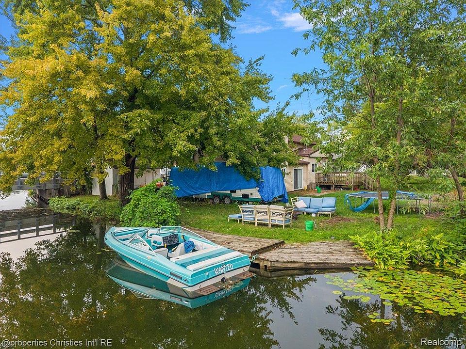 2189 Willow Beach St, photo 22