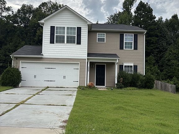 Spacious front and back yards! Private back yard. Quiet neighborhood.