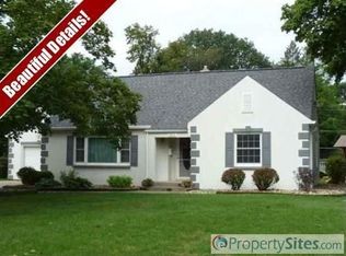 2815 26th St, Moline, IL 61265