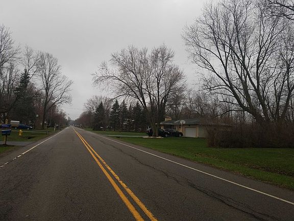 4th image of 5036 Electric Ave