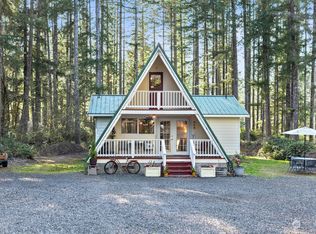 241 NE Collins Lake Dr, Tahuya, WA 98588