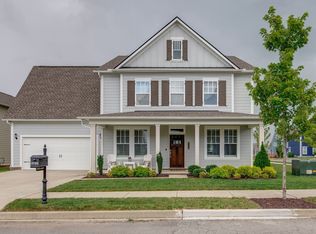 2733 Americus Dr, Thompsons Station, TN 37179